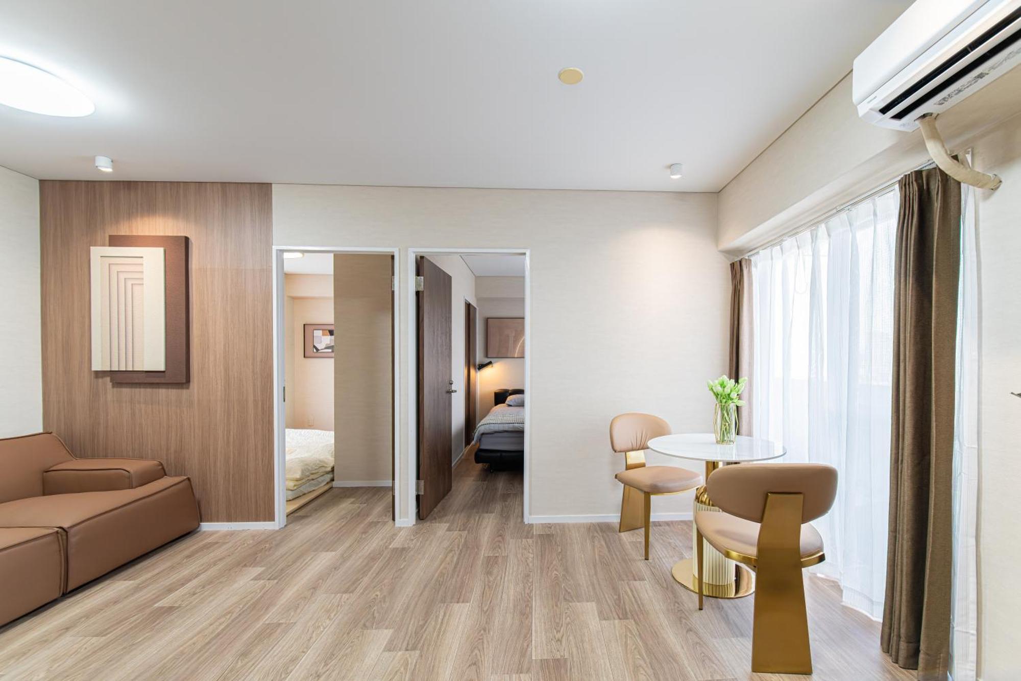 Apartamento Z7全新装修套房3室2厅 新宿2站4分钟,max 8p-spacious,3rooms Near Shinjuku