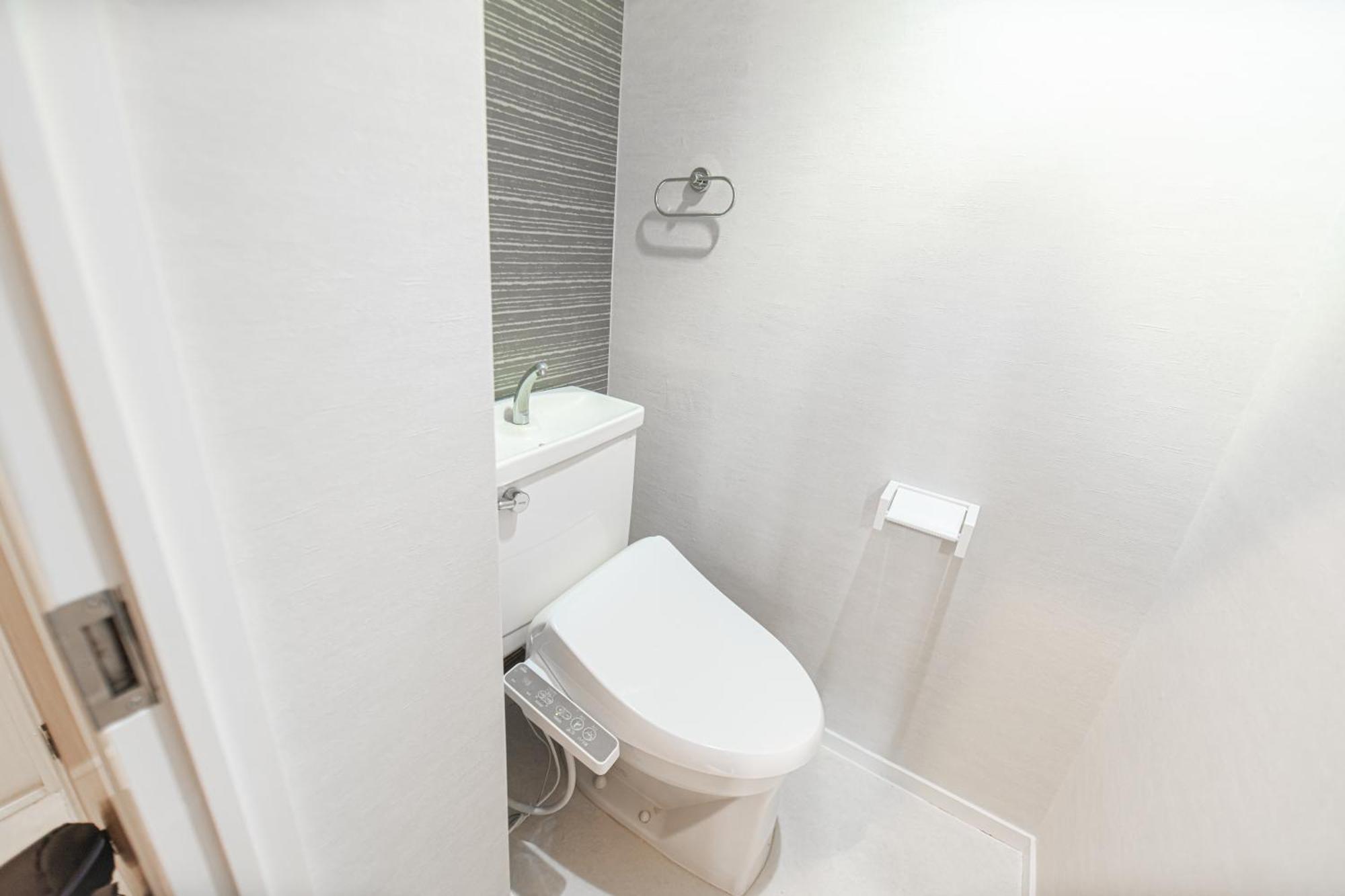 Z7全新装修套房3室2厅 新宿2站4分钟,max 8p-spacious,3rooms Near Shinjuku Tóquio