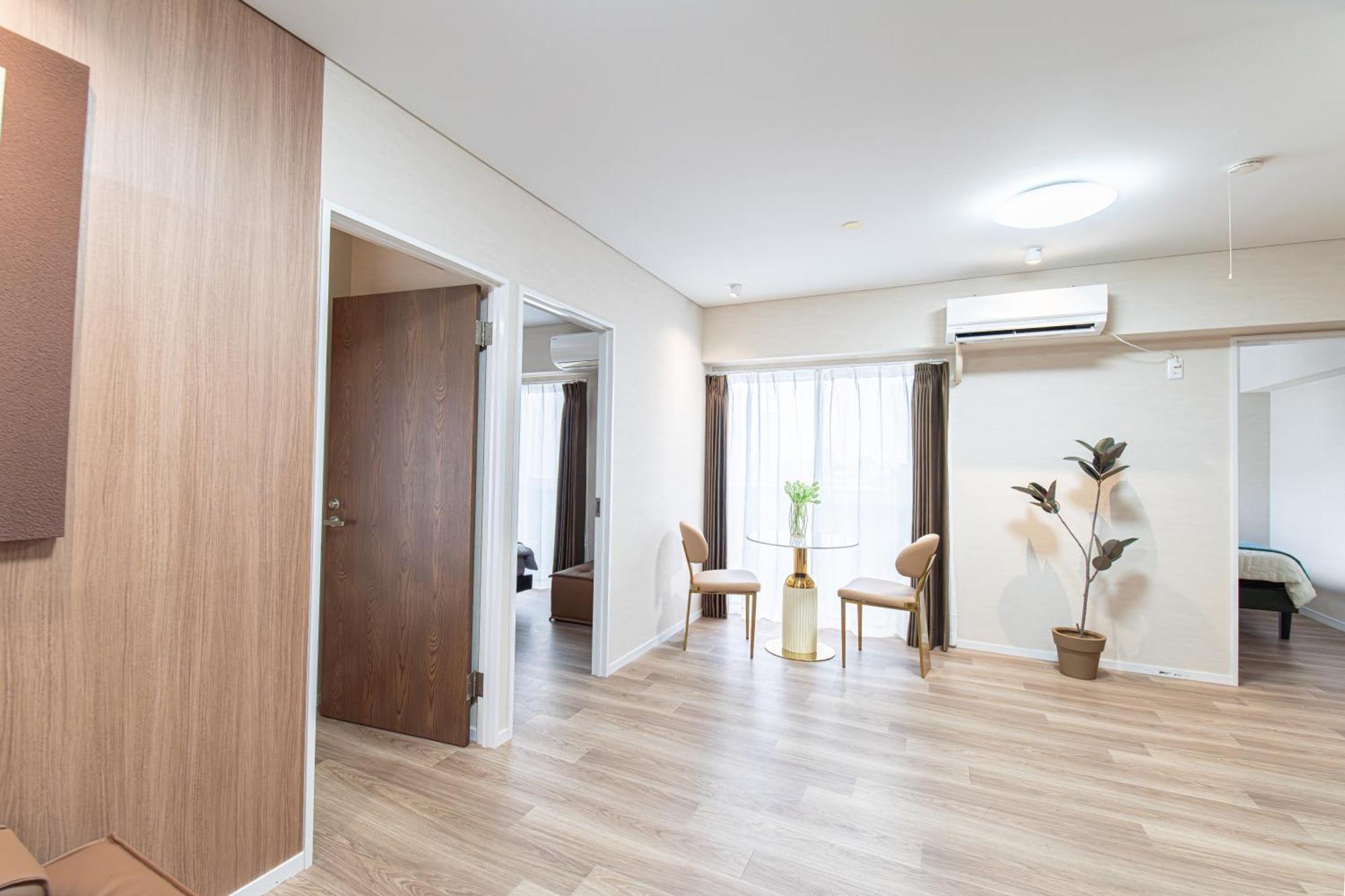 Z7全新装修套房3室2厅 新宿2站4分钟,max 8p-spacious,3rooms Near Shinjuku Tóquio